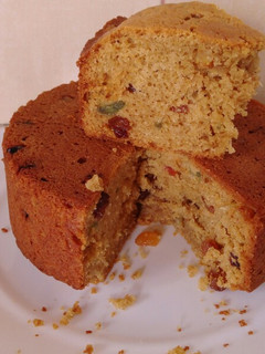 A picture of Christmas Light Fruit Cake #author marathon.