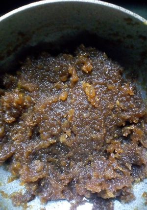 A picture of Aamla chatpati chutney.