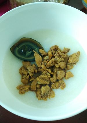 รูปของ โจ๊กไก่หวานไข่เยี่ยวม้า