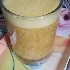 A picture of Fresh juice peach and pear.