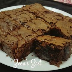 A picture of Classic Chewy Brownies.