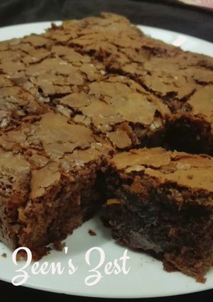 A picture of Classic Chewy Brownies.