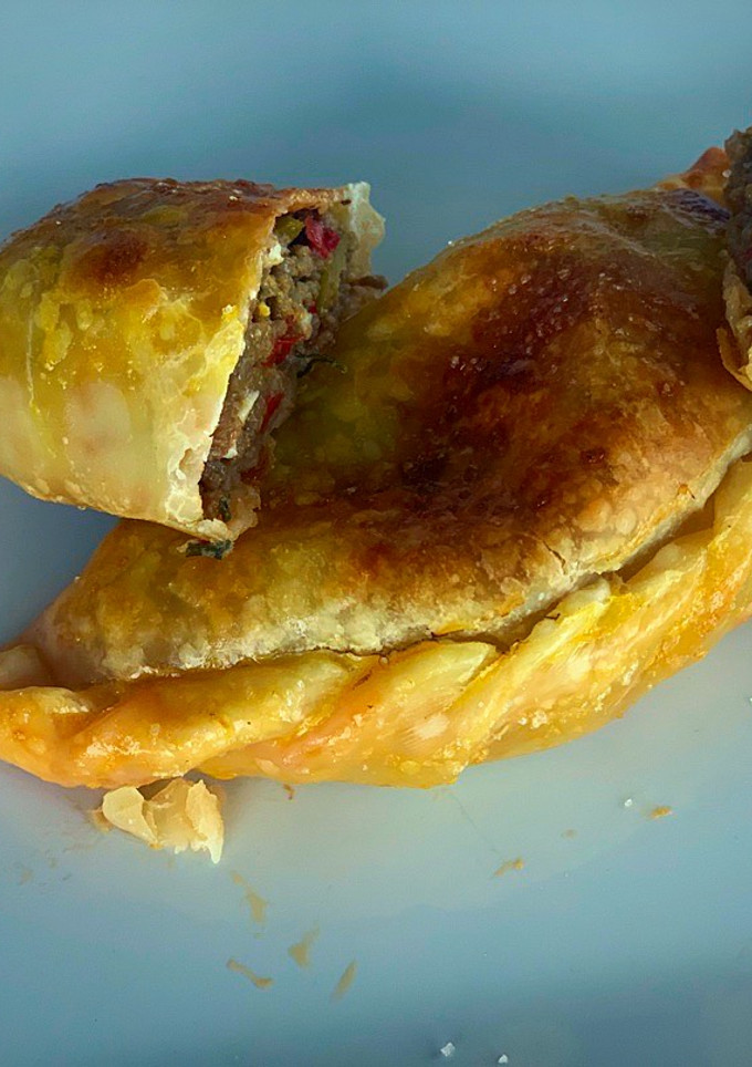 Una foto de Empanada criolla