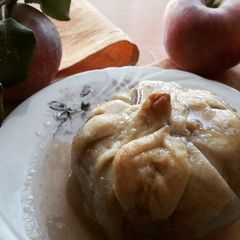 Vegan apple dumplings A picture of Vegan apple dumplings.