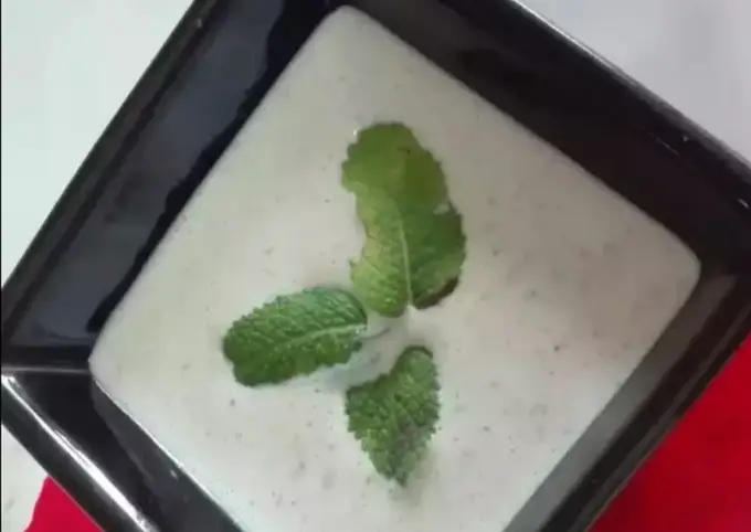 Pasos sencillos para Hacer  Ajoblanco con langostinos a la llama y cerezas