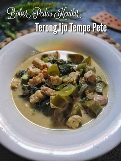 Foto resep Bobor Pedas Kenikir Terong Ijo Tempe Pete