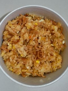 罐頭雞肉蛋炒飯—防疫懶人系列3 的食譜成品照片