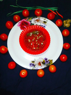 टमाटर की मीठी चटनी(Tamatar ki chutney recipe in Hindi) रेसिपी मुख्य फोटो