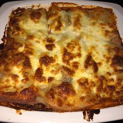 A picture of Vegetable lasagne.