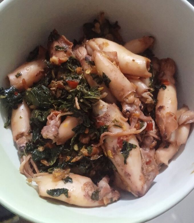 Foto resep Tumis Cumi Asin Daun Singkong