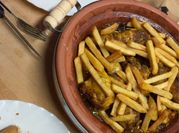 Une photo de cumin gingembre poulet