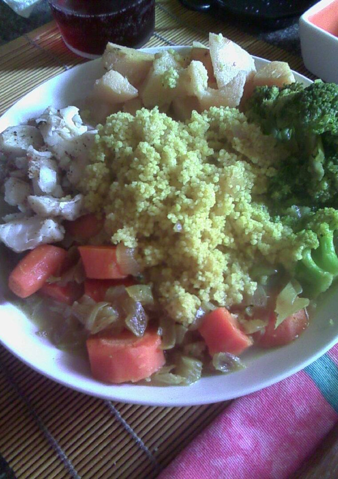 Una foto de Couscous de pescado con membrillo