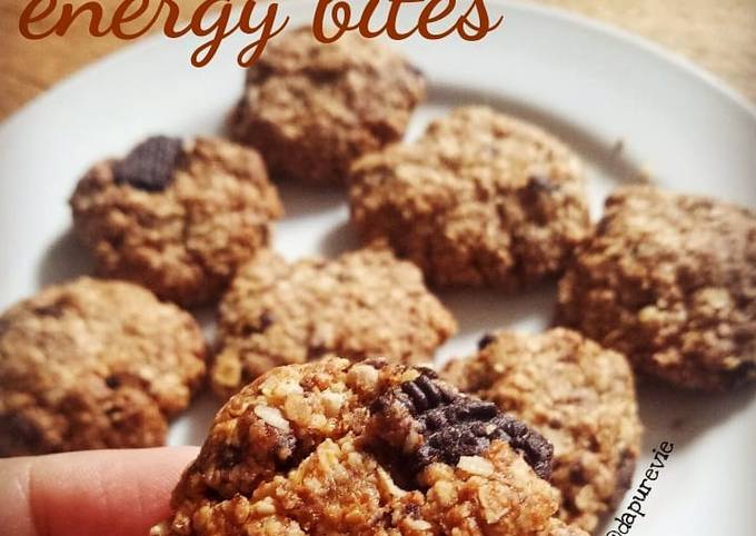Oatmeal cookies energy bars