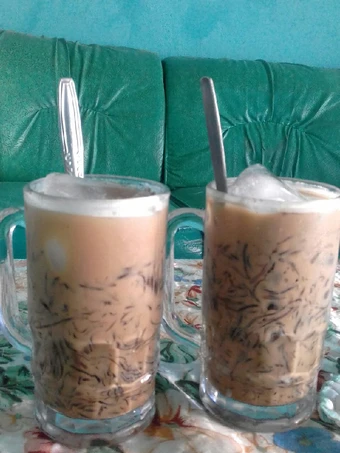 Langkah Gampang Membikin Resep Es cappucino cincau yang Lezat Anti Ribet, Lezat Sekali