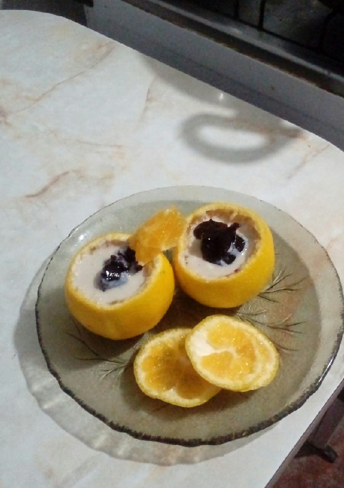 Una foto de Mandarinas con salsa de yogur