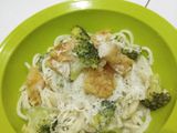Spaghetti carbonara ayam dan brokoli kreasi magic com anak kos