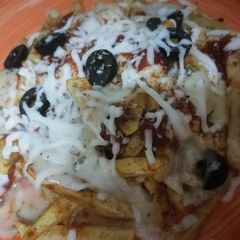 A picture of Pizza Fries🍟🍕.