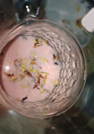 A picture of Red Milky Drink.