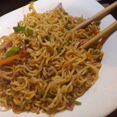 A picture of Beef stock noodles.