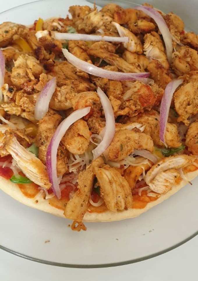 Una foto de Pizza de pollo sin horno