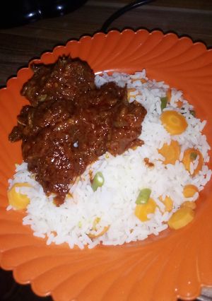 A picture of Rice and Stew.