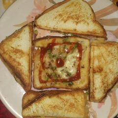 Cheesy veg toast A picture of Cheesy veg toast.