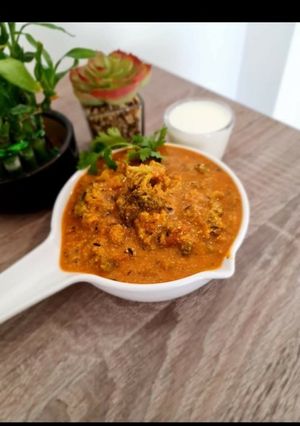 A picture of Broccoli curd curry.