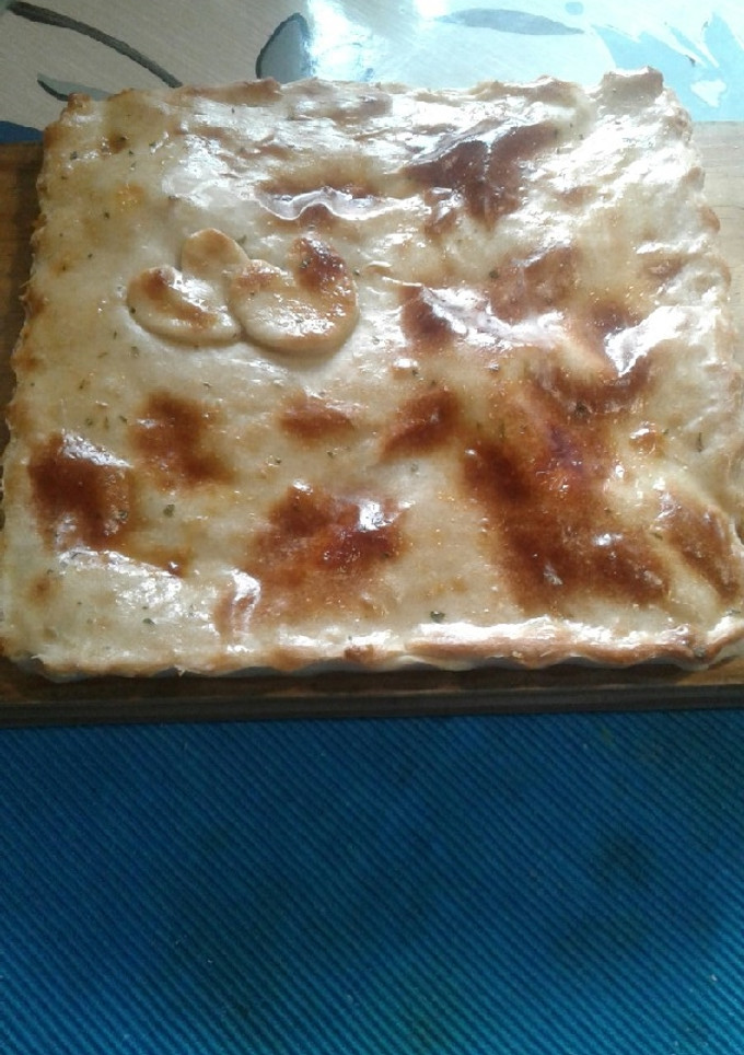 Una foto de Tarta de atún con masa casera