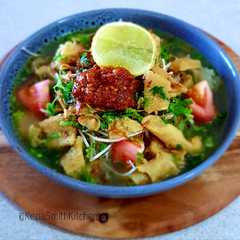 A picture of Soto Babat Daging Sapi Kuah Bening.