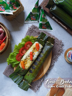 Foto resep Nasi Bakar Ayam Suwir Pedas KARA