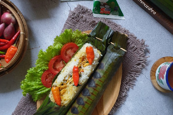 Resep Nasi Bakar Ayam Suwir Pedas KARA, Bisa Manjain Lidah