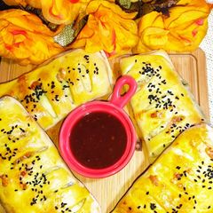 A picture of Creamy Chicken Cheesy Stuffed Bread 😋.
