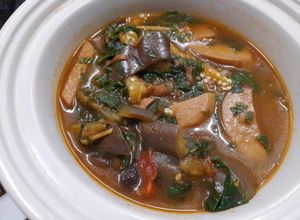 Hình của món Cà tím, nấm đùi gà bung(có thể nấu món chay).