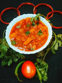 टमाटर आलू की रसेदार सब्जी (tamatar aloo ki rasedar sabzi recipe in Hindi) रेसिपी मुख्य फोटो