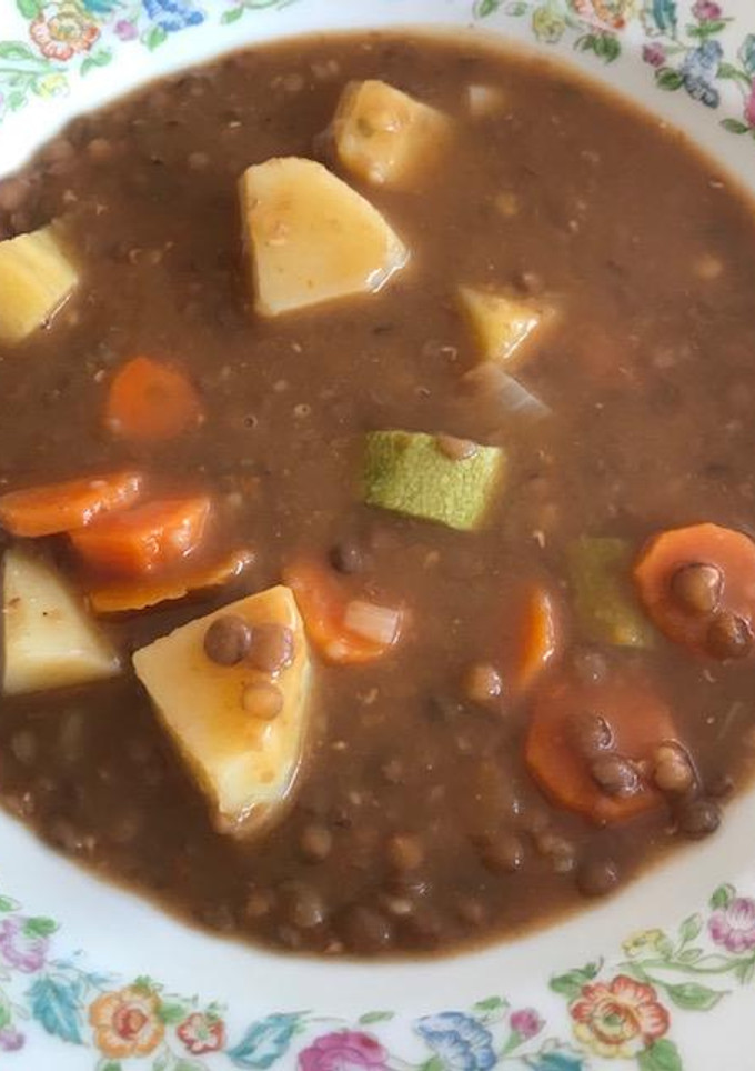 Una foto de Lentejas con verduras