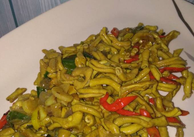 Bagaimana Membuat Osang oseng usus ayam, Enak Banget