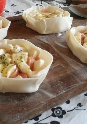 Una foto de Canastitas de jamón y queso