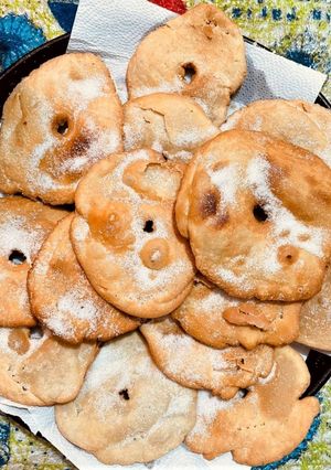 Una foto de Tortafritas 😋 (ideal para acompañar los mates)