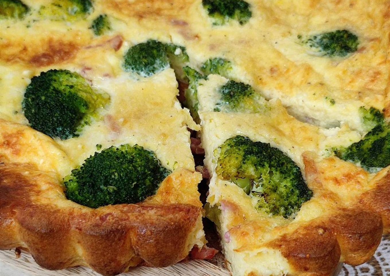 Quiche sans pâte brocolis lardons