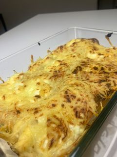 Una foto de Lasaña de pollo y queso
