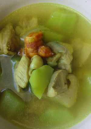 รูปของ ไก่ต้มขมิ้นใส่มะระหวาน