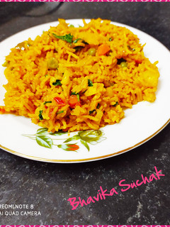 વેજ મસાલા પુલાવ (Veg Masala Pulav Recipe In Gujarati) રેસીપી મુખ્ય ફોટો