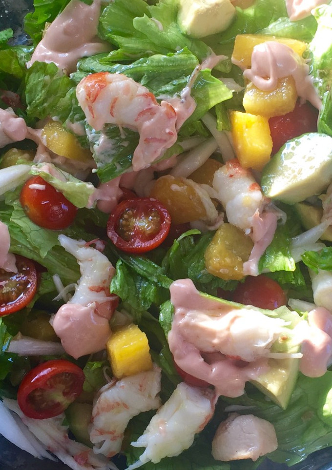 Una foto de Ensalada de langostinos