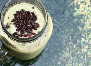 Una foto de Smoothies BananaMatcha CookiesOrganicAlice