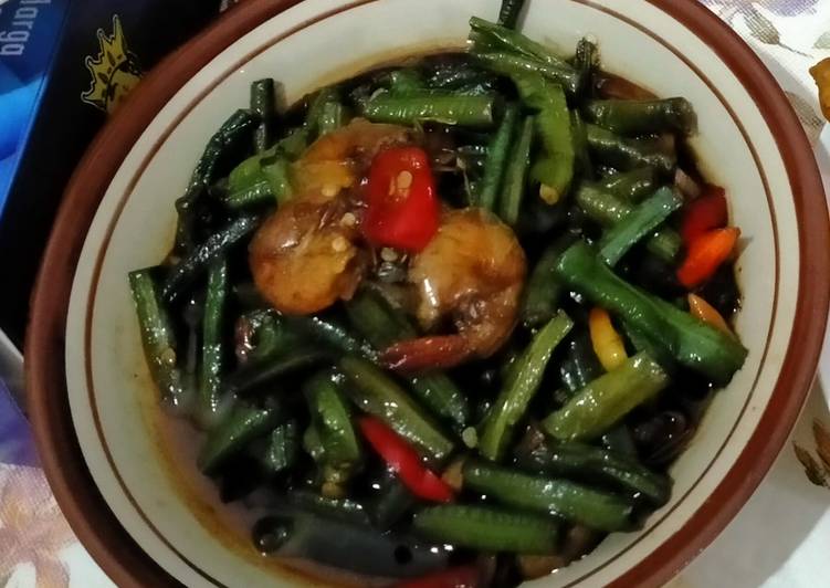 3. Tumis kacang panjang udang