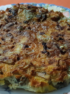 Una foto de Pastel de champiñones y alcachofas en airfryer