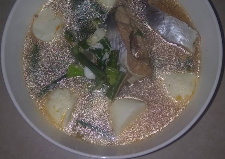 Cara membuat Sop Merah Ikan Fatin yang enak Untuk Jualan