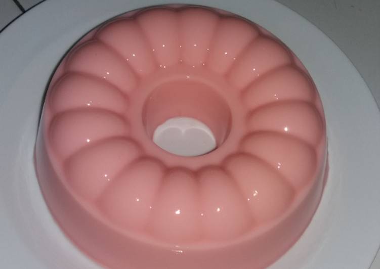 Resep Puding Susu Strawberry oleh Dian Mawardani - Cookpad Resep Puding Susu Strawberry oleh Dian Mawardani - Cookpad