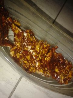 ડ્રાયફ્રુટ ચીકી (Dryfruit Chikki Recipe in Gujarati) રેસીપી મુખ્ય ફોટો