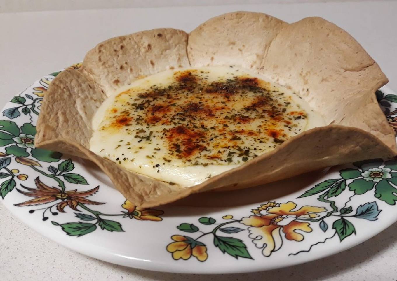 Provolone en cesto de trigo